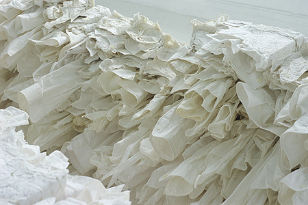 white coffin 2005 (detail2)